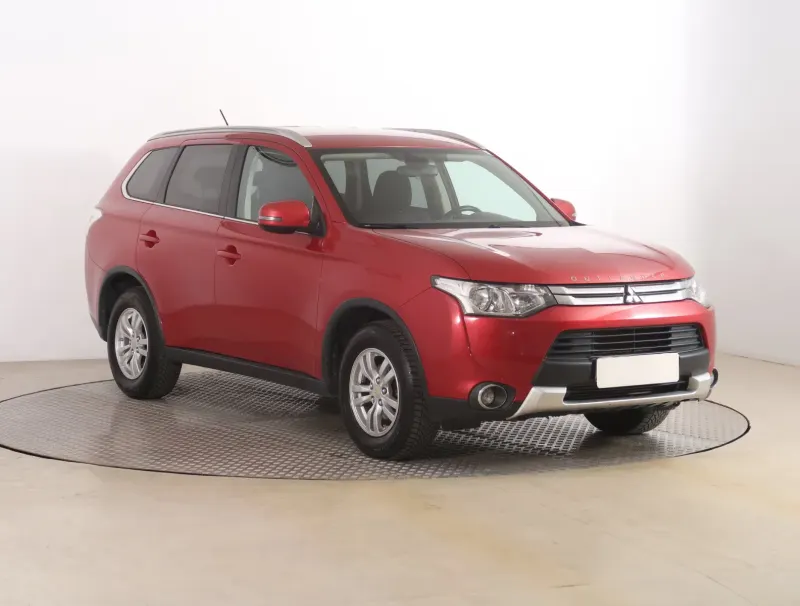 Mitsubishi Outlander 2.2 DI-D 2015