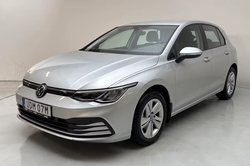 Volkswagen Golf VIII 1.0 TSI 5dr 2021