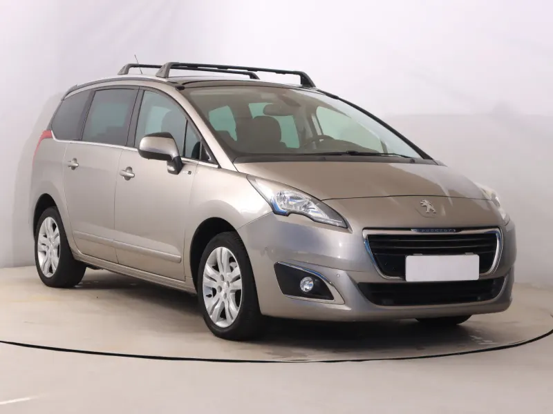 Peugeot 5008 Premium 1.6 BlueHDi 2016