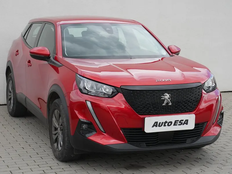 Peugeot 2008 1.2PT 2021