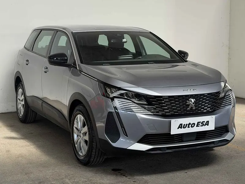 Peugeot 5008 1.2PT 2023
