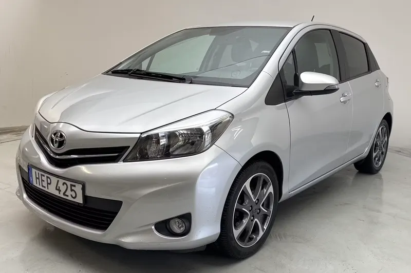 Toyota Yaris 1.33 5dr 2014