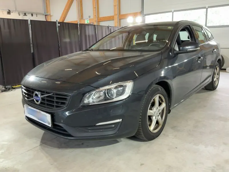 Volvo V60 2.0 D2 Kinetic 2018