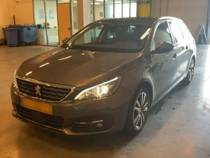 Peugeot 308 1.2 PureTech Tech Edition 2018