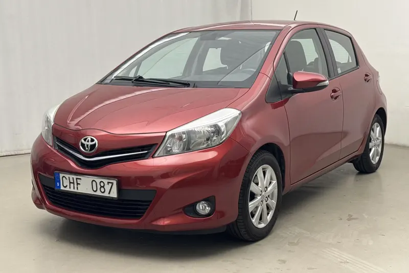 Toyota Yaris 1.33 5dr 2013