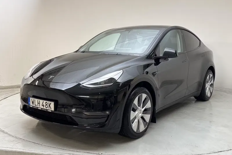 Tesla Model Y Long Range Dual Motor AWD 2024