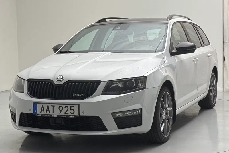 Škoda Octavia III 2.0 TDI RS Combi 2015