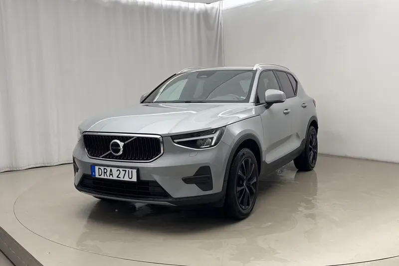 Volvo XC40 B3 FWD 2024